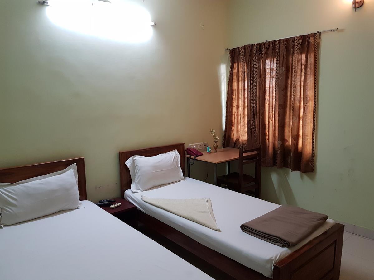Bed and Breakfast Orchid Serenity Chennai Exterior foto